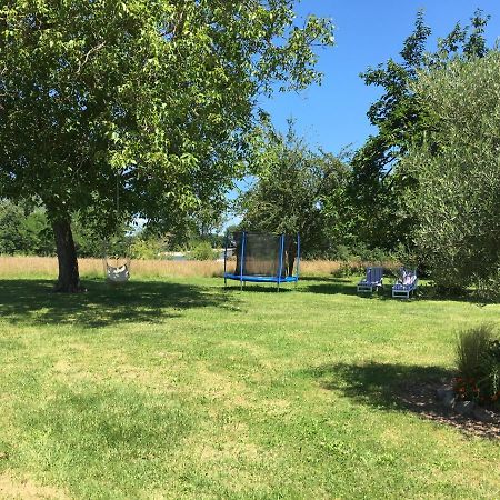 Gite Clodeguy Saint-Sylvestre-sur-Lot Exterior photo